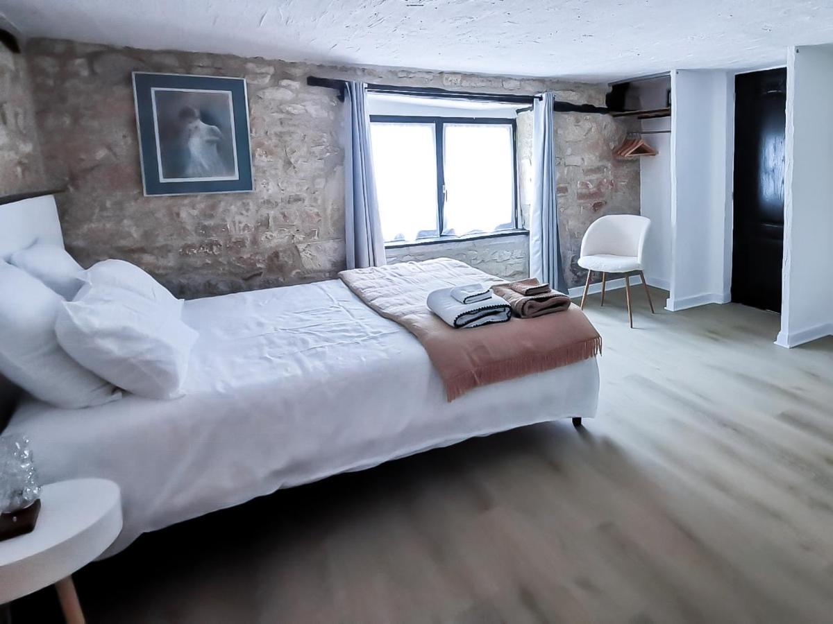 Les Chambres Du Roc Le Roc Eksteriør billede