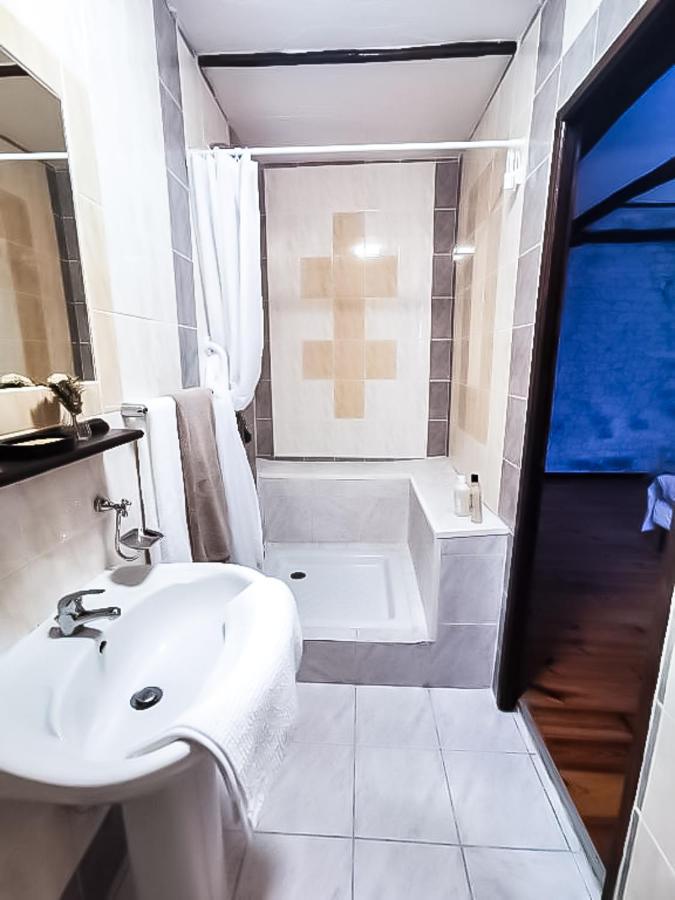 Les Chambres Du Roc Le Roc Eksteriør billede