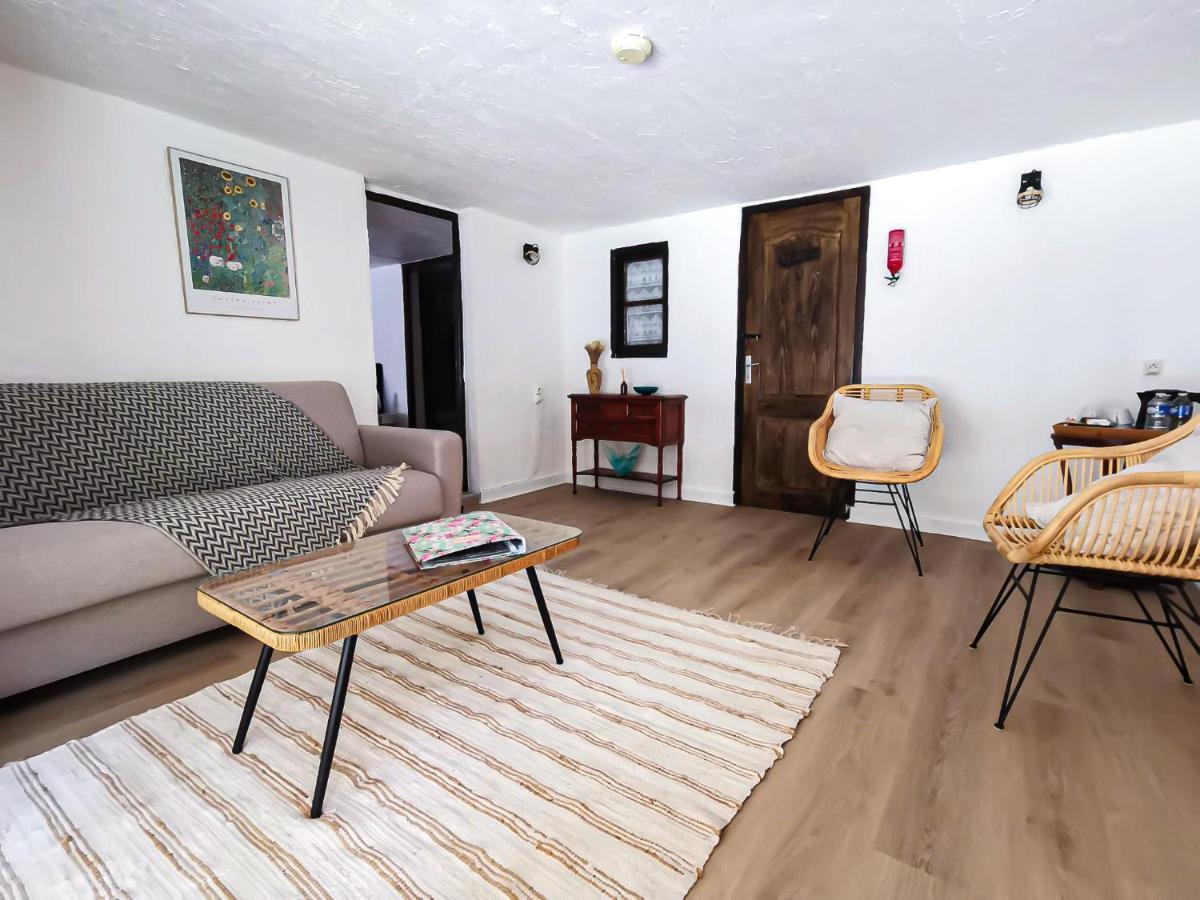 Les Chambres Du Roc Le Roc Eksteriør billede